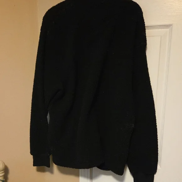 Old Navy Men's Black Zip-Up Sweater - Picture 3 of 3